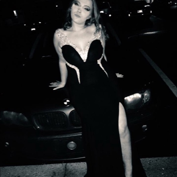 Black prom dress - Picture 3 of 4